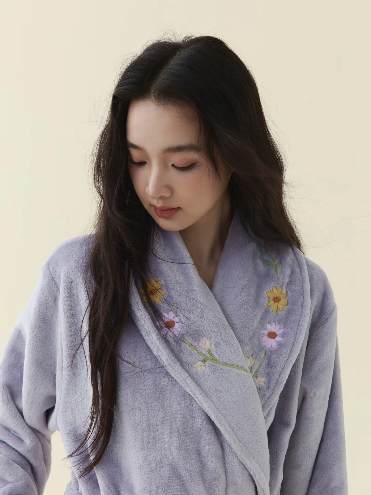 Lilac Embroidered Plush Robe, detail 3