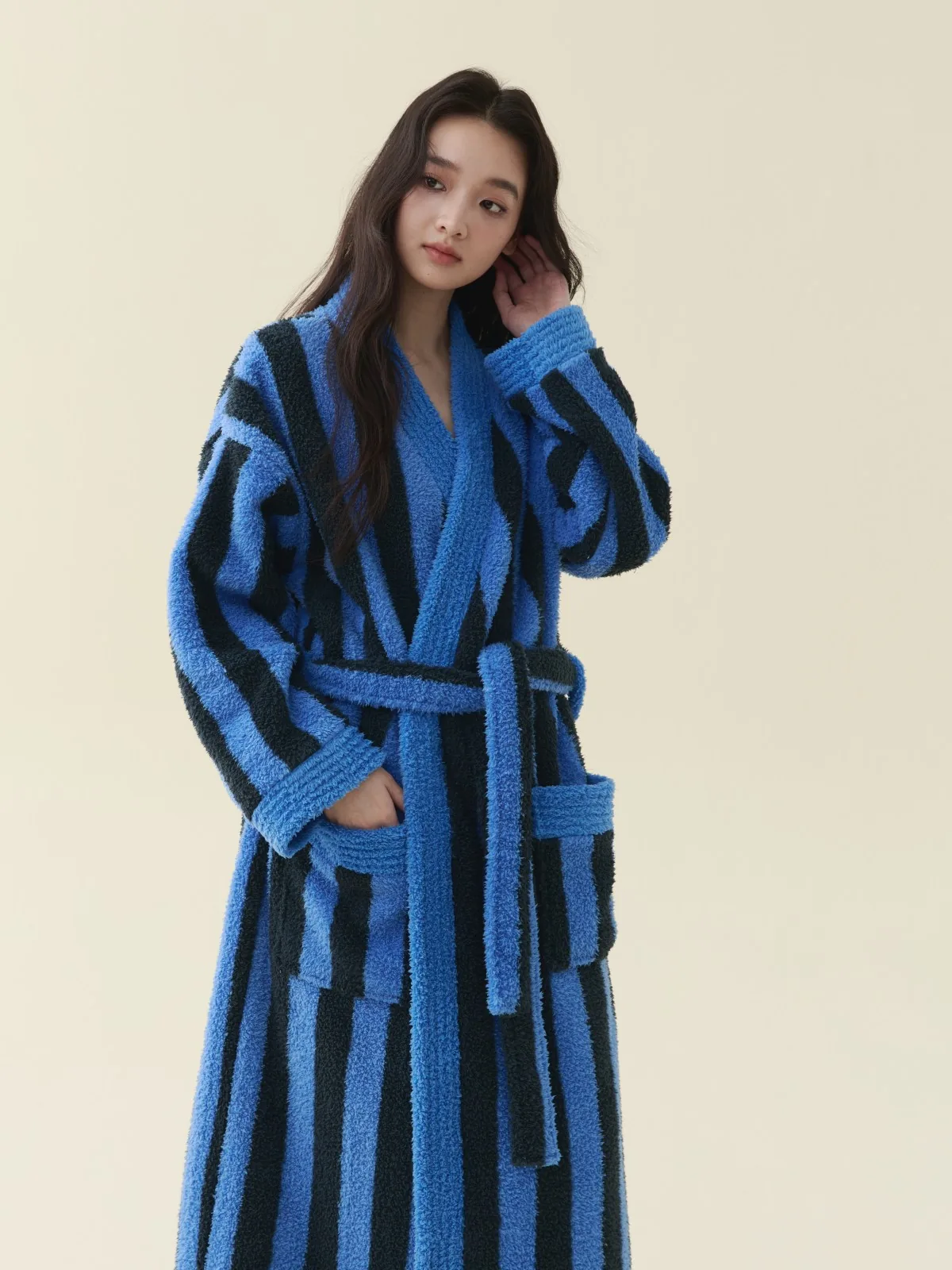 Cobalt Stripe Kimono Robe, detail 1