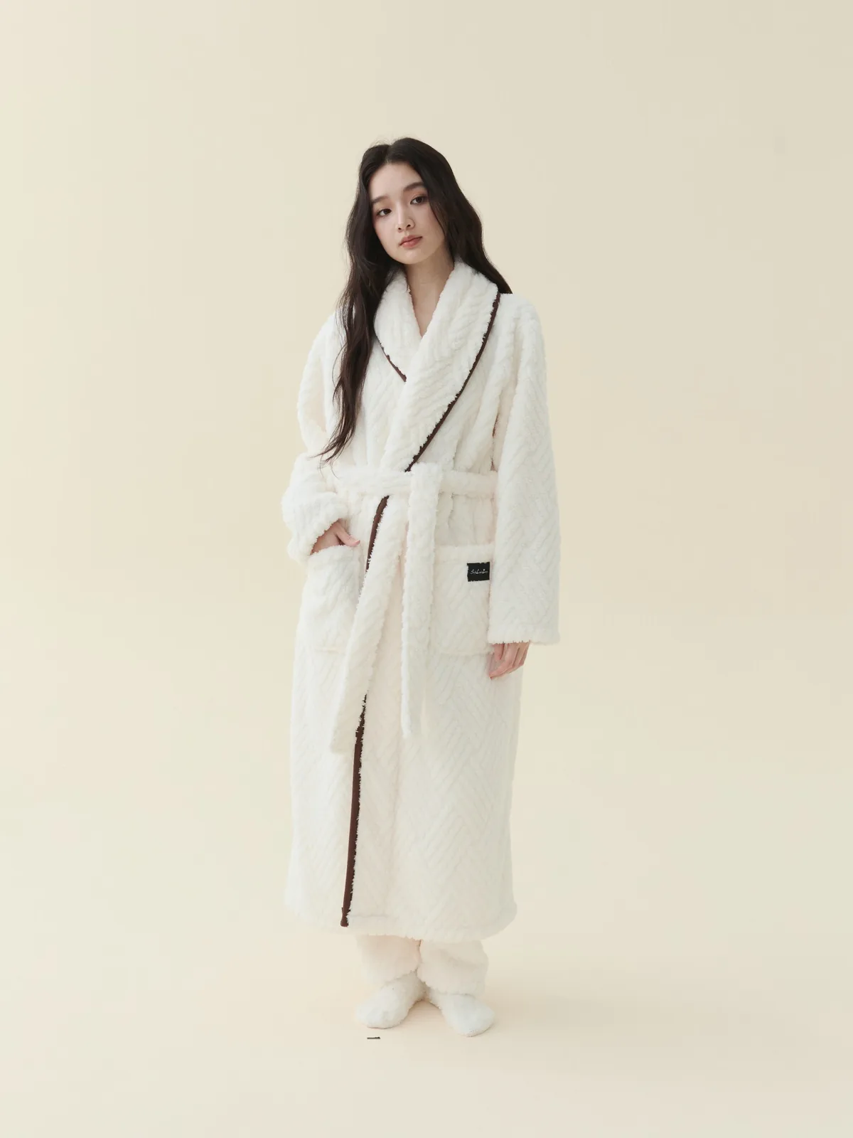 Ivory Jacquard Shawl Robe, 100% polyester jacquard fleece