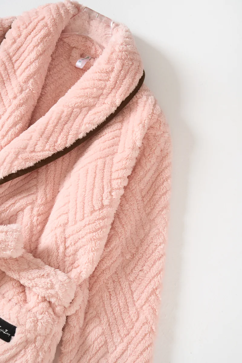 Blush Jacquard Shawl Robe, detail 4